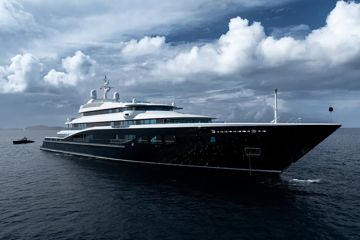 Superyacht CARINTHIA VII — charter de luxe